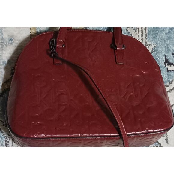 Calvin Klein Logo Red Vegan CK Embossed Handbag Purse with Shoulder Strap EUC - Picture 4 of 11